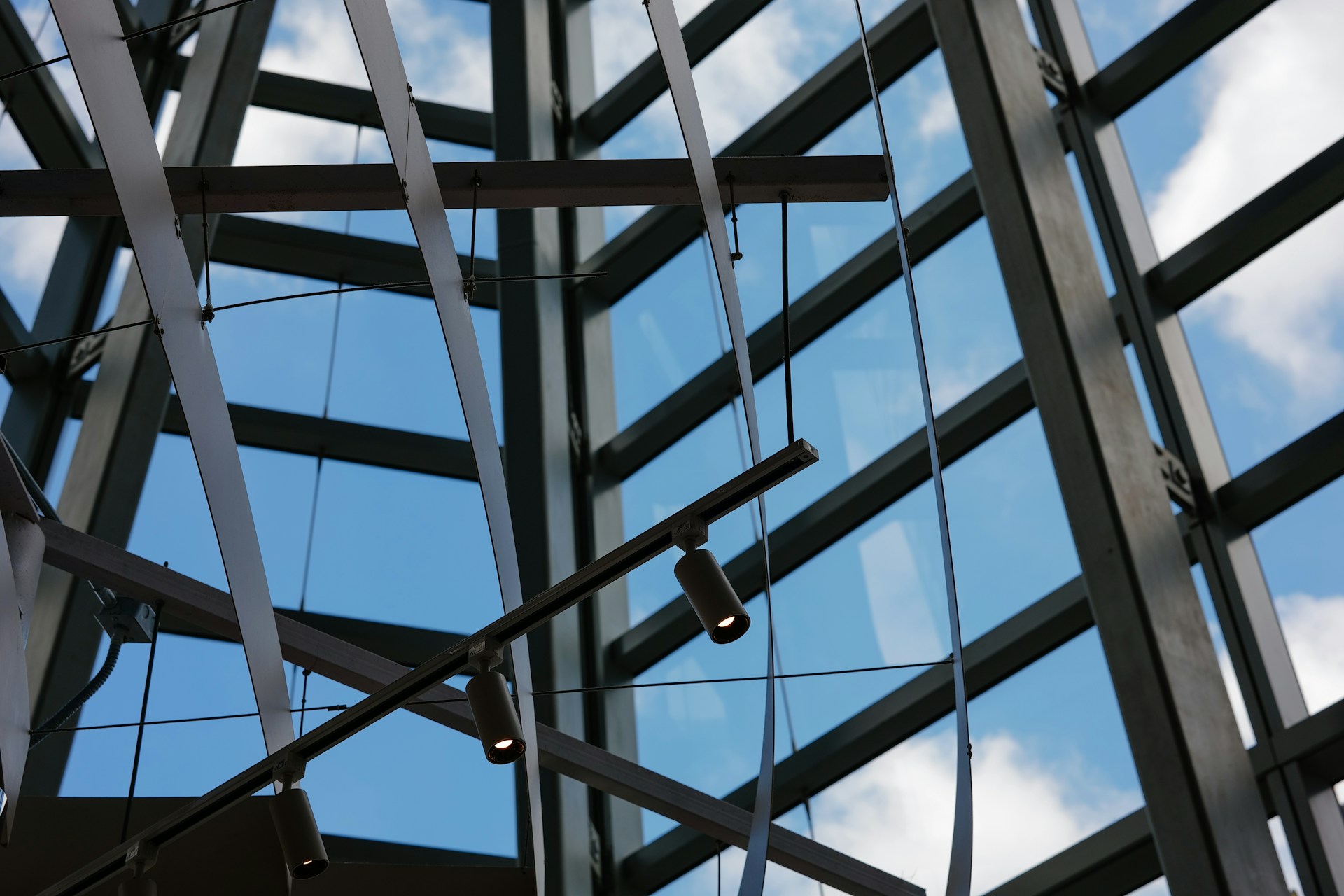 declan-sun-83ftEjHB05U-unsplash